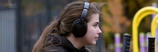 Best Headphones for Fitbit